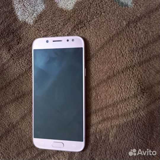 Телефон Samsung