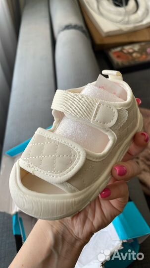 Сандалии для девочки 22 размер