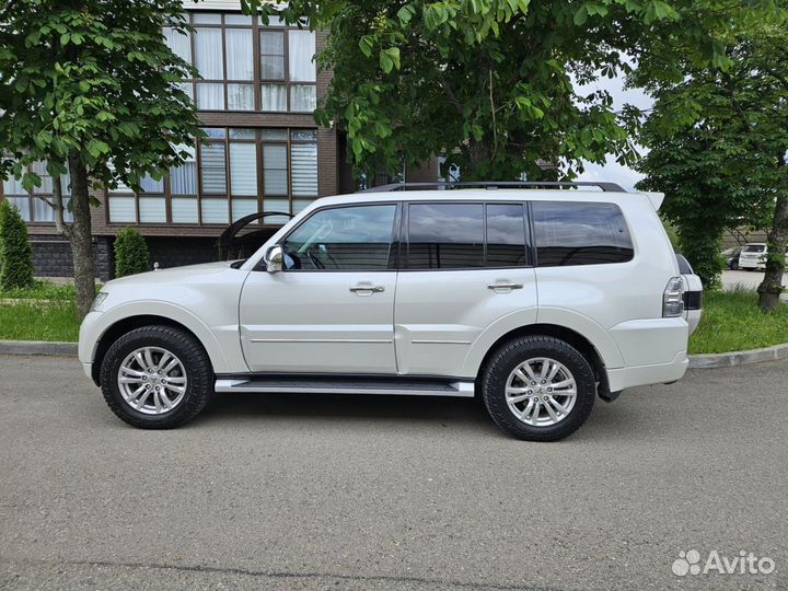 Mitsubishi Pajero 3.8 AT, 2019, 30 000 км