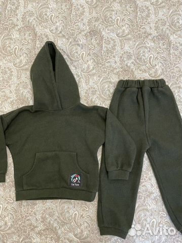 Спортивные теплый костюм