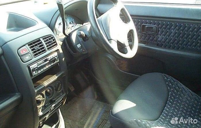 По запчастям Nissan Cube 2000 г. в