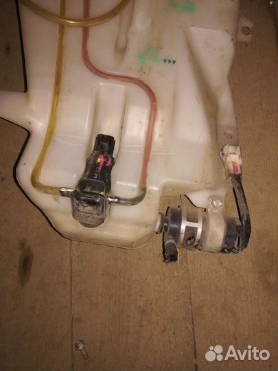 Pajero sport 2 бачок омывателя L200