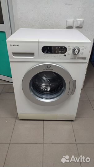 Стиральная машина Samsung 5.2 кг, гарантия пол год
