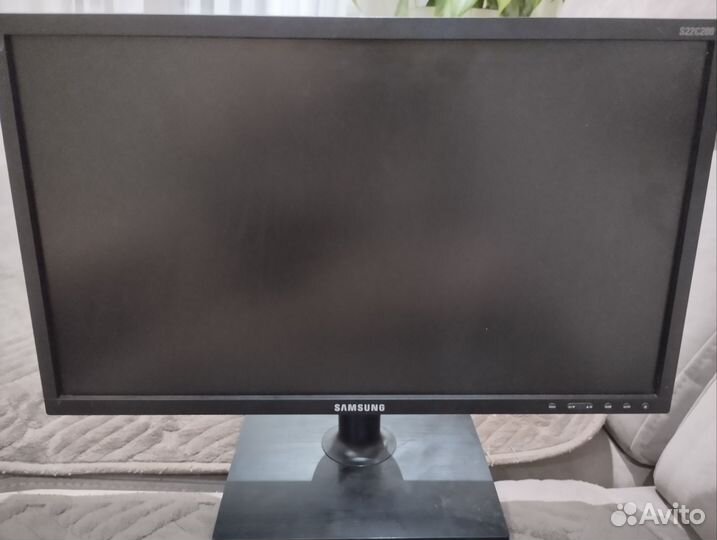 Монитор Samsung