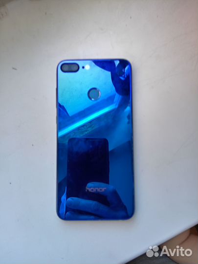 Телефон Honor 9 lite