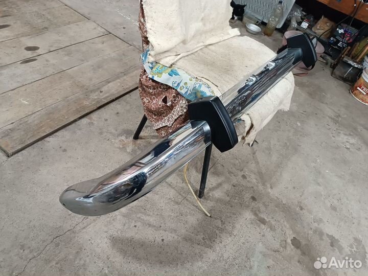 Ранний задний бампер Москвич 2140 хром в сборе