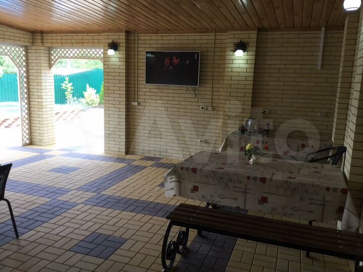 Комната 25 м² в 5-к., 2/2 эт.