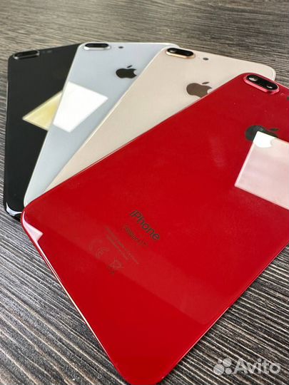 Заднее стекло на iPhone 8/8Plus/X/SE 2020