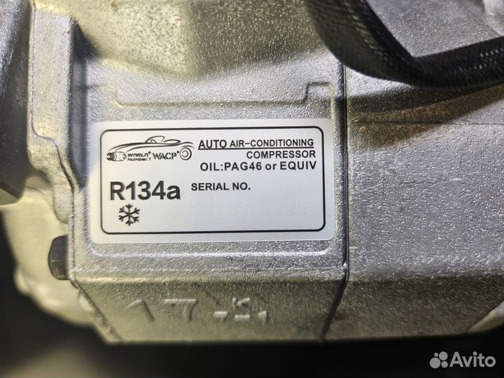 Компрессор кондиционера 2,4 Додж Караван 01-07