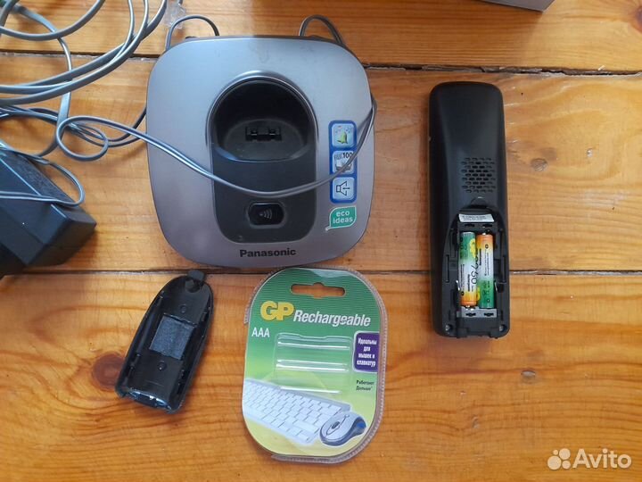 Panasonik KX-TG6411RU