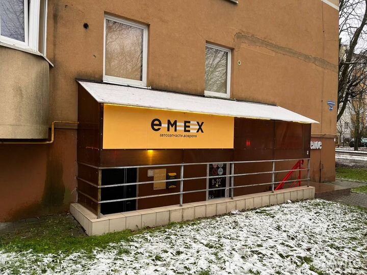 Суппорт тормозной передний правый Мицубиси Паджеро