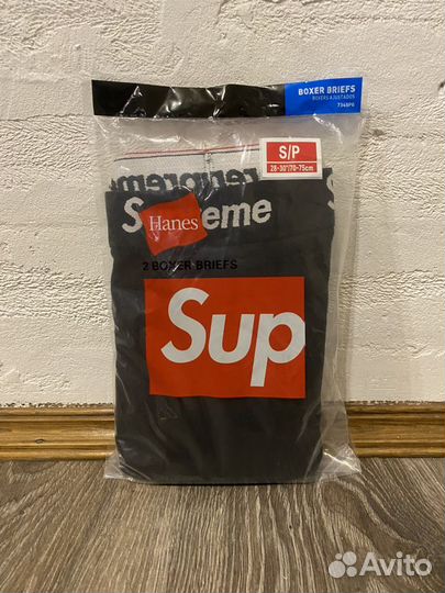 Трусы Supreme Week 1 x Hanes Boxer Briefs