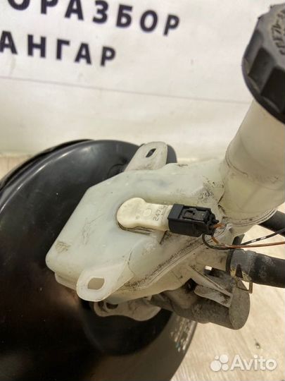 Главный тормозной цилиндр Mitsubishi Lancer 10