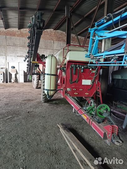 Опрыскиватель VERSATILE PS 850, 2013