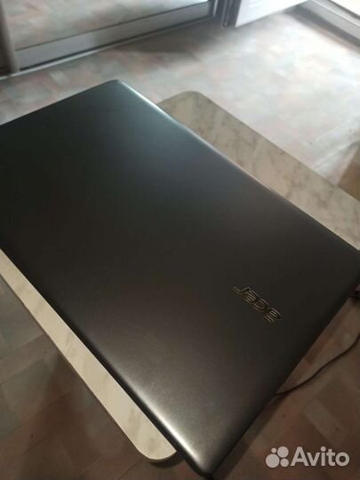 Ноутбук Acer Aspire E1-570G