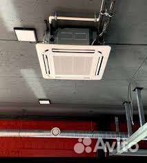 Кассетная сплит-система на площадь 70кв.м. новая