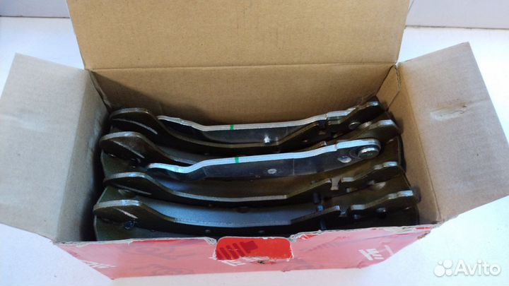 Колодки барабанные Opel Astra (новые)