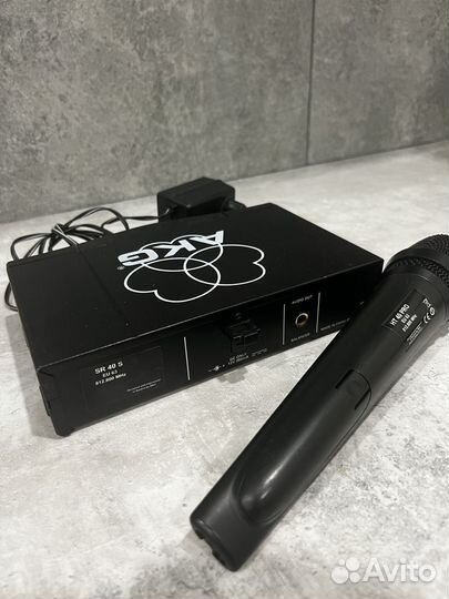 Радиосистема akg wms 40