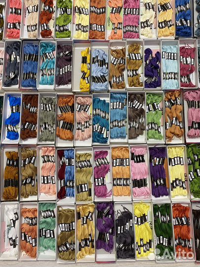 Нитки мулине разноцветные Finca новые