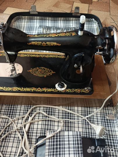 Швейная машинка подольск в чемодане