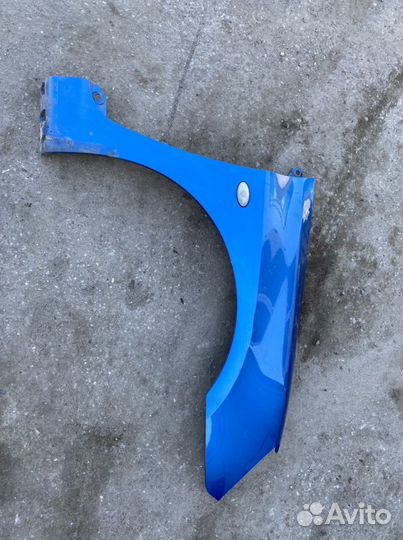 Крыло переднее правое Peugeot 307