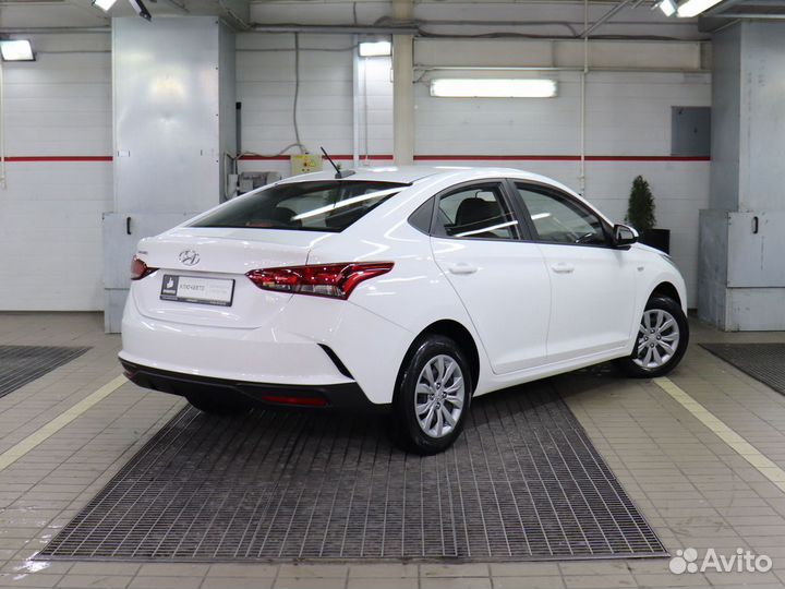Hyundai Solaris 1.6 AT, 2021, 23 500 км