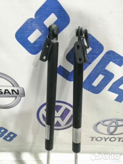 Амортизатор багажника Subaru Forester SH5