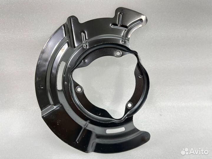 Пыльник тормозного диска передний левый Kia Cerato