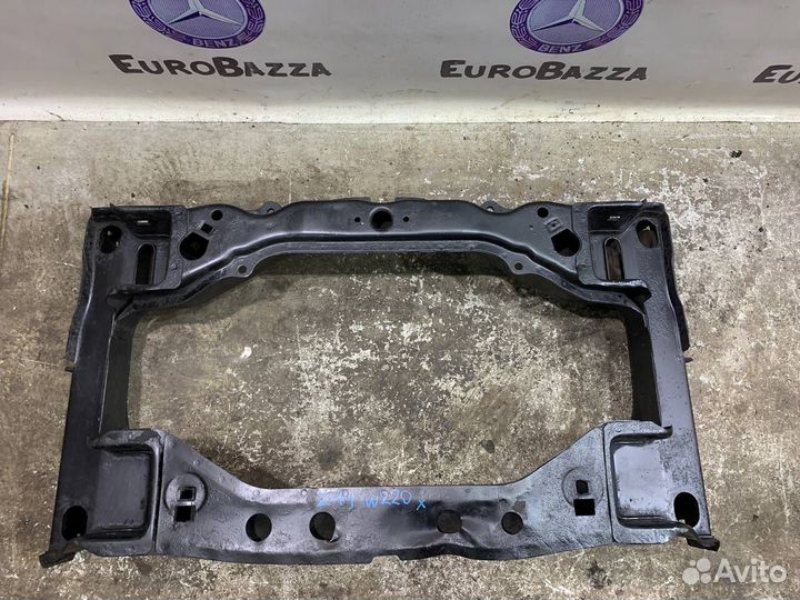Передний подрамник Mercedes W210