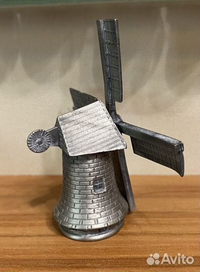 Наперсток коллекционный олово, Англия