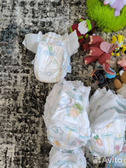Памперсы 4/5 р.Pampers трусики+ пакет игрушек
