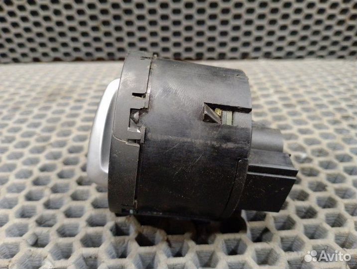 Блок управления светом Skoda Rapid 1.6 CWV 2017