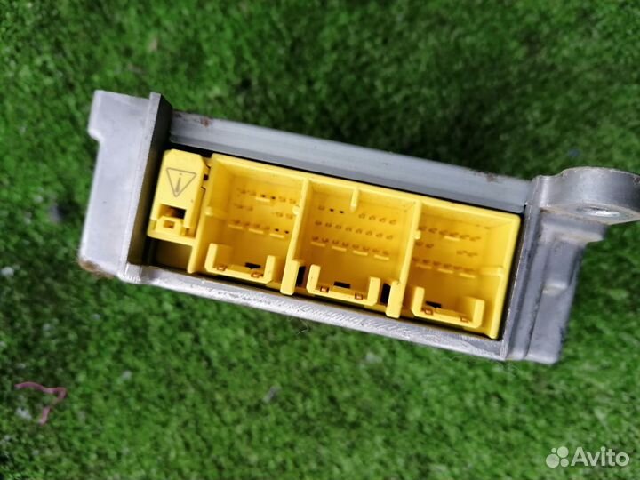 Блок airbag срс на Suzuki Grand Vitara 05-15