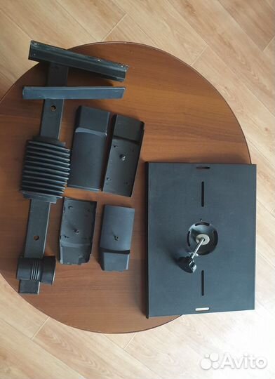 Подставка настенная для техники