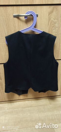 Жилетки для мальчика школьные140