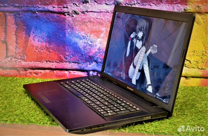 Ноутбук Lenovo с большой диагональю