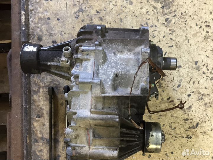 Toyota hiace раздатка (полного привода 97г)