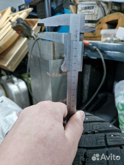 Goodyear Ultragrip Ice Arctic 235/55 R17