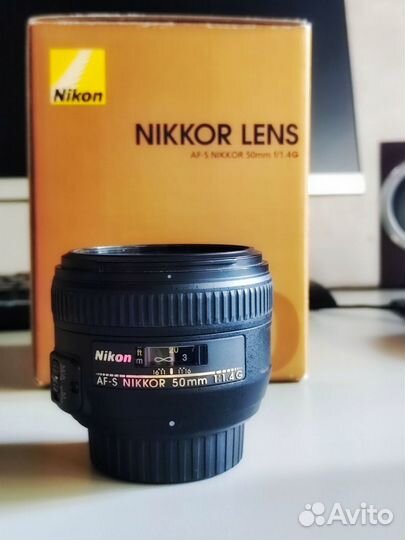 Объектив Nikon AF-S 50mm f/1.4G c фильтром hoya