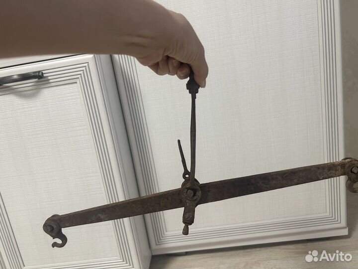 Весы старинные