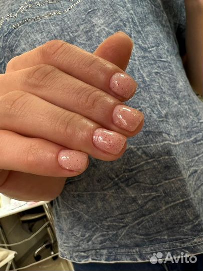 Маникюр/педикюр