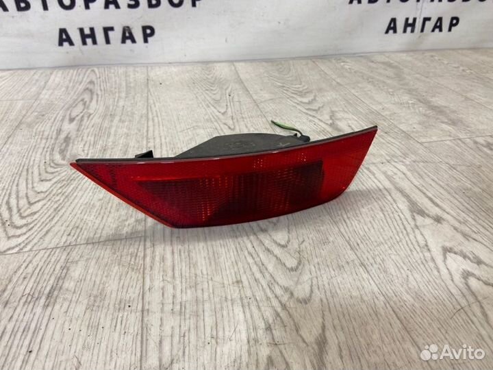 Фонарь противотуманный задний правый Ford Kuga DR