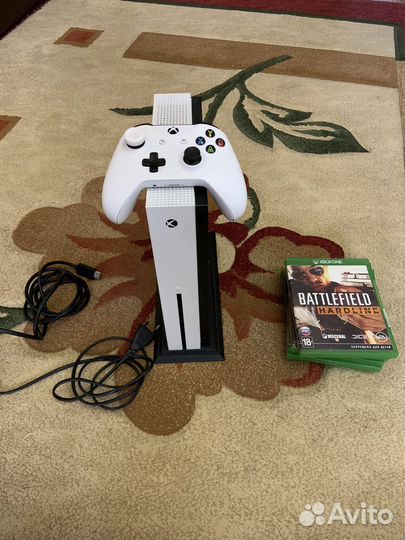 Xbox One s