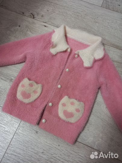 Джемпер на девочку новый