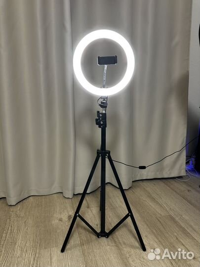 Кольцевая лампа со штативом 26см