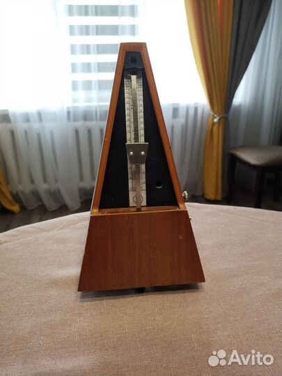 Метроном механический ГДР