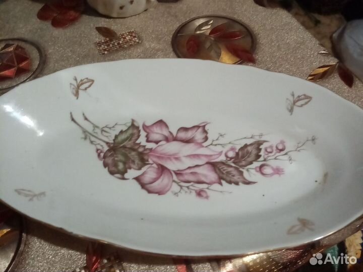 Блюдо фарфор