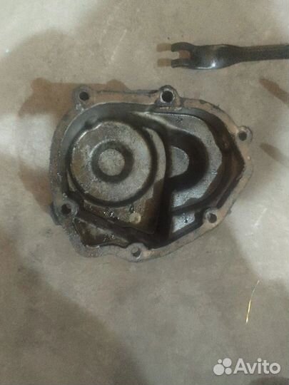 Крышка кпп калина 1