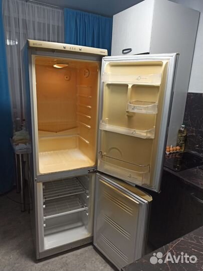 Холодильник samsung rl28fbsi1/bwt на запчасти