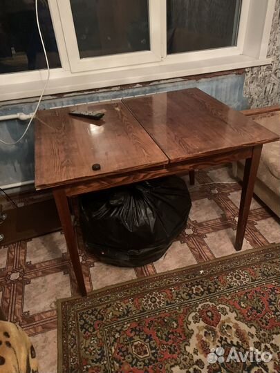 Шкаф,столы,сервант,диван